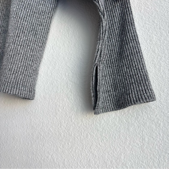 Generation Love Charcoal Ribbed Knit Turtleneck Sweater Longsleeve Layering Top - Picture 4 of 9